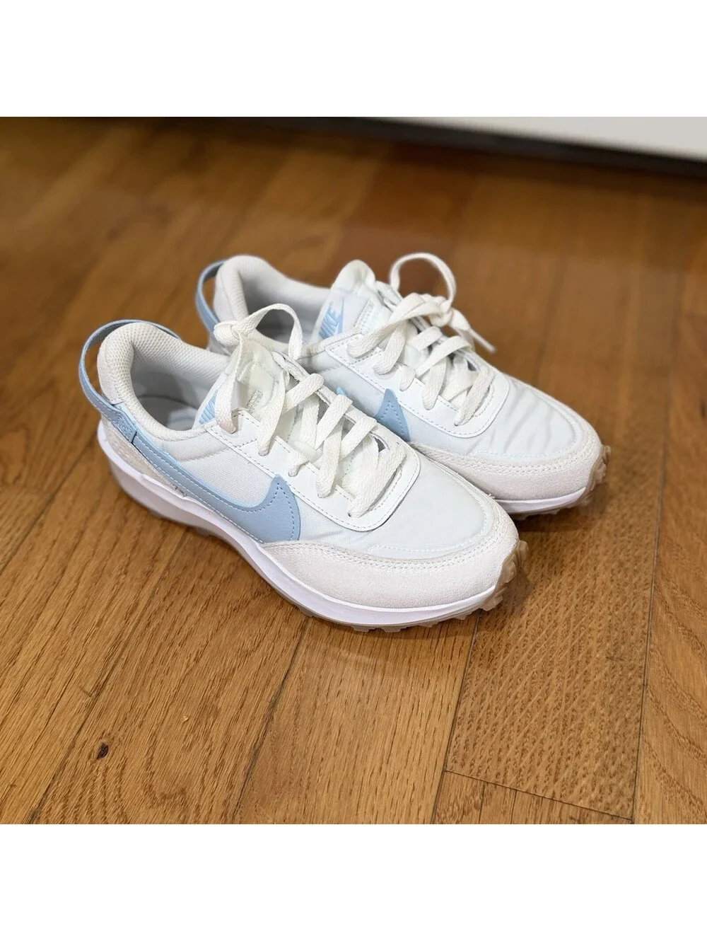 Size 5 US Women’s Nike Waffle Debut 'White Mint Foam Light Blue